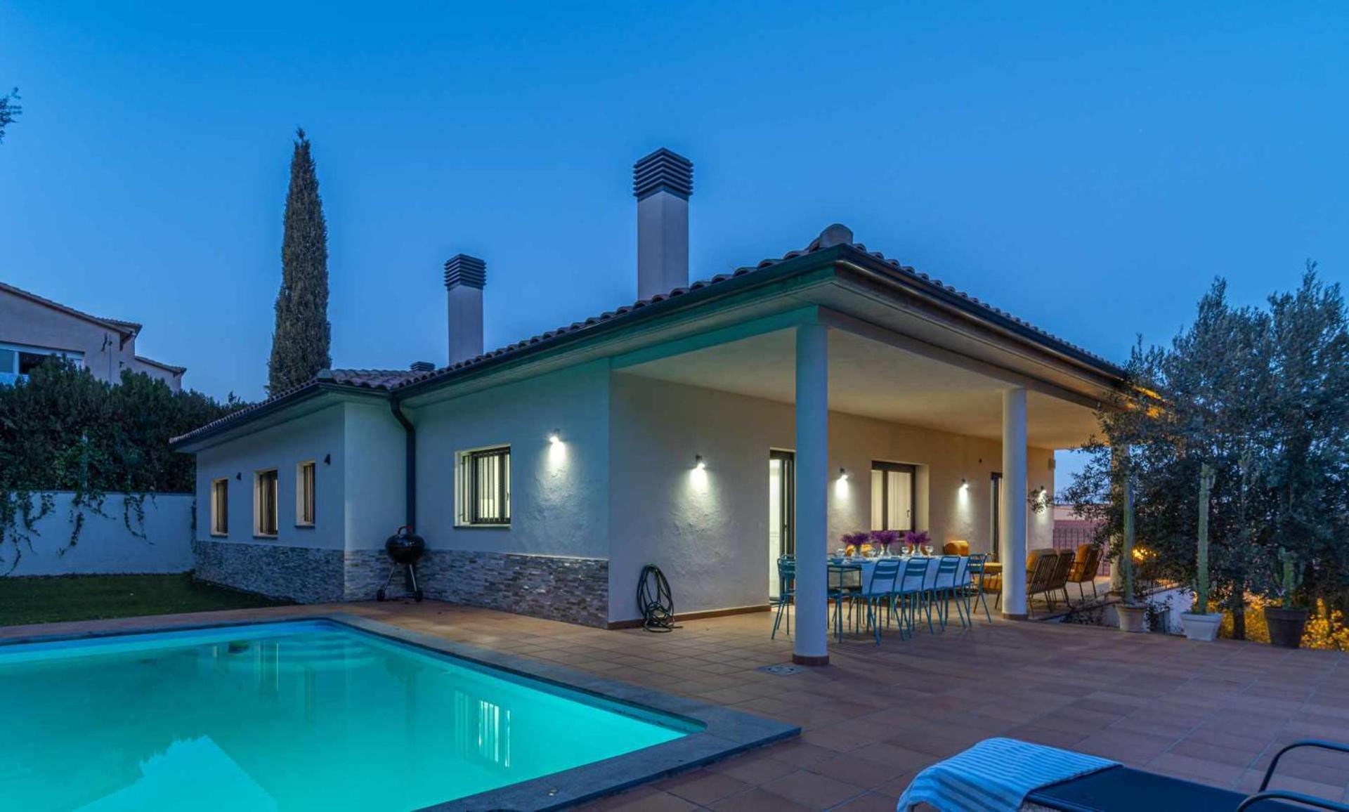 Jouvacations Villa Domenec フィゲラス エクステリア 写真